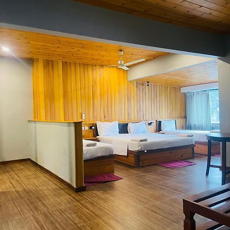 Suncoast Beach Hotel Mirissa Exterior foto
